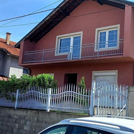 Serbian home Smederevo Buitenkant foto